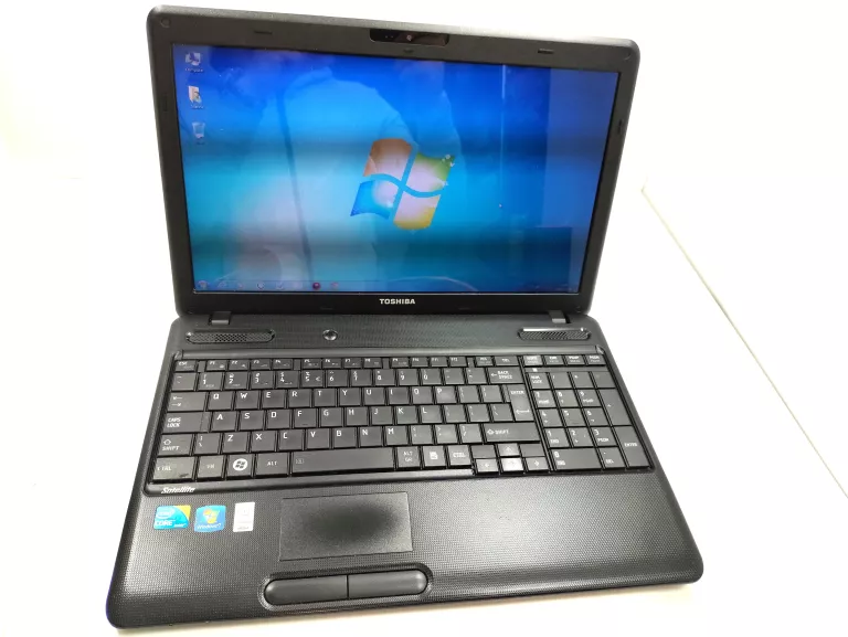 LAPTOP TOSHIBA SATELLITE C660 -1M4
