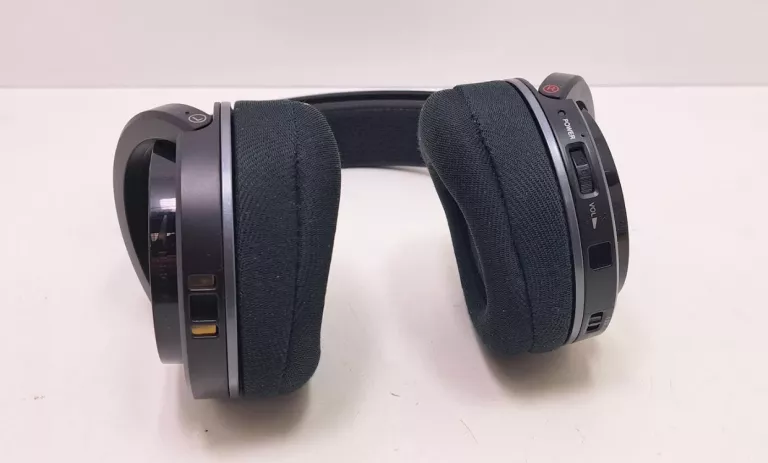 SŁUCHAWKI BEZPRZEWODOWE NAUSZNE SONY MDR-RF855RK