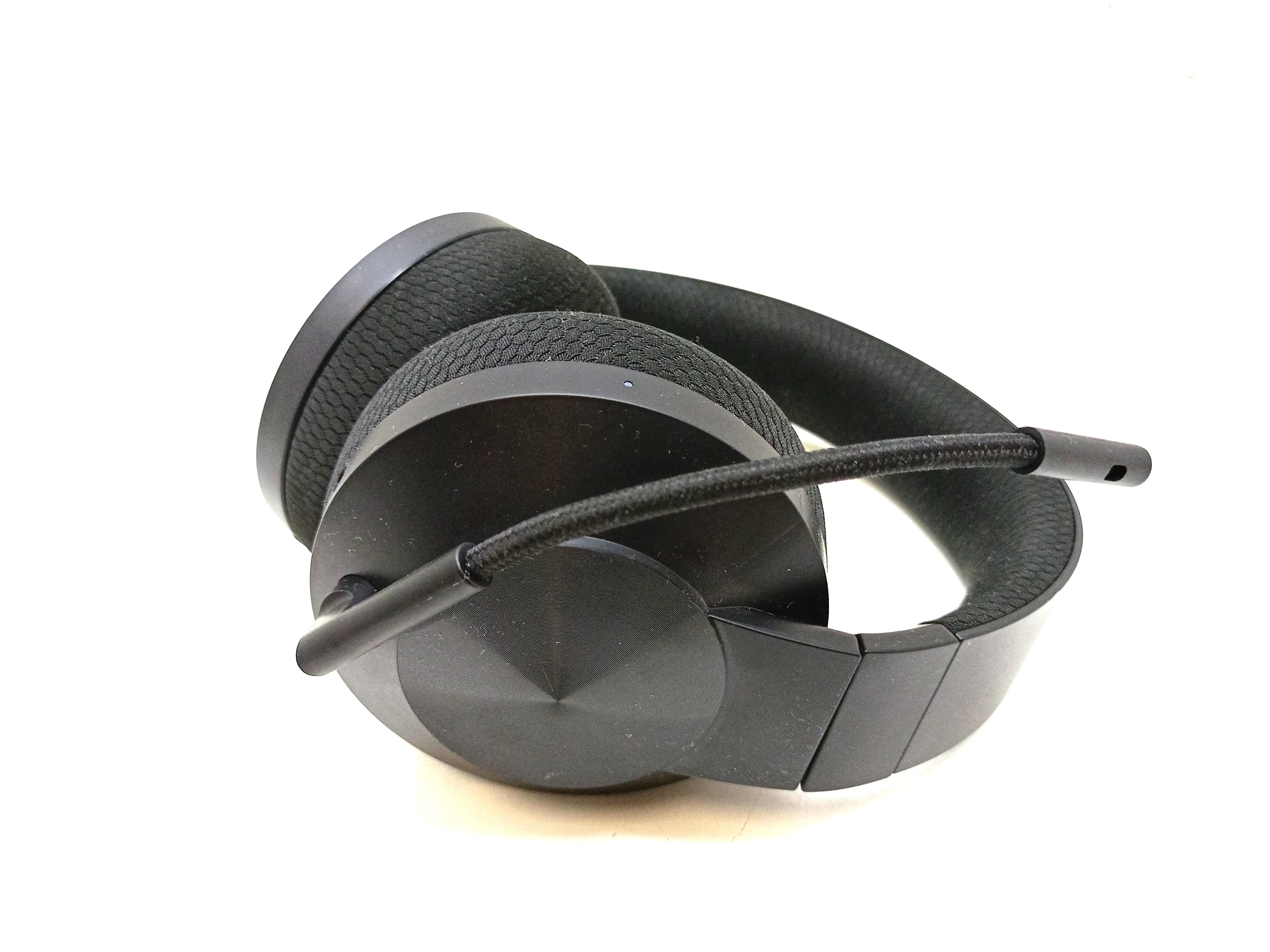 sluchawki-gamingowe-lenovo-legion-h600-czarne-ean-gtin-0767546923711