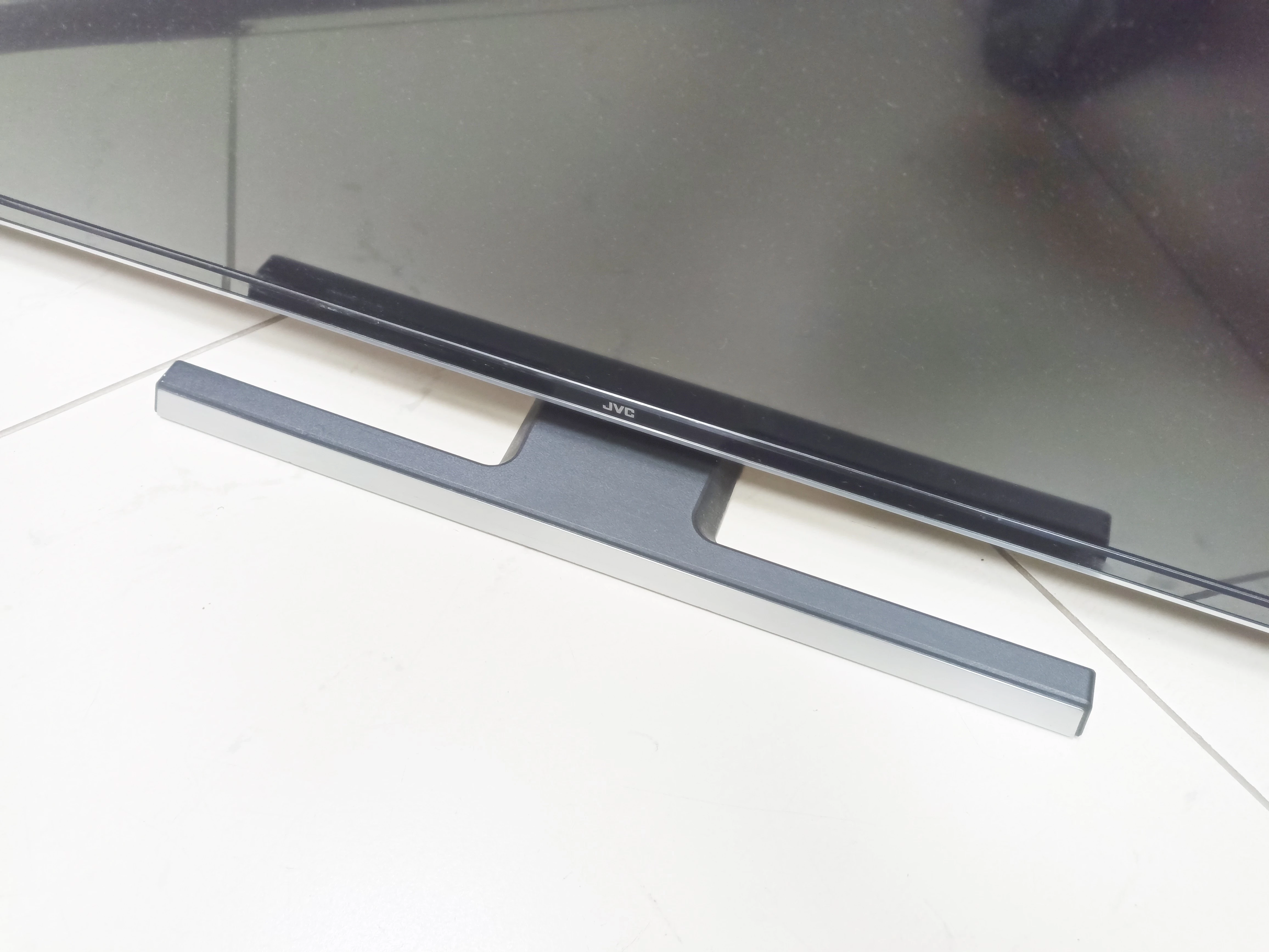 telewizor-jvc-lt-50cf890-50-cali-4k-przekatna-ekranu-cale-5000