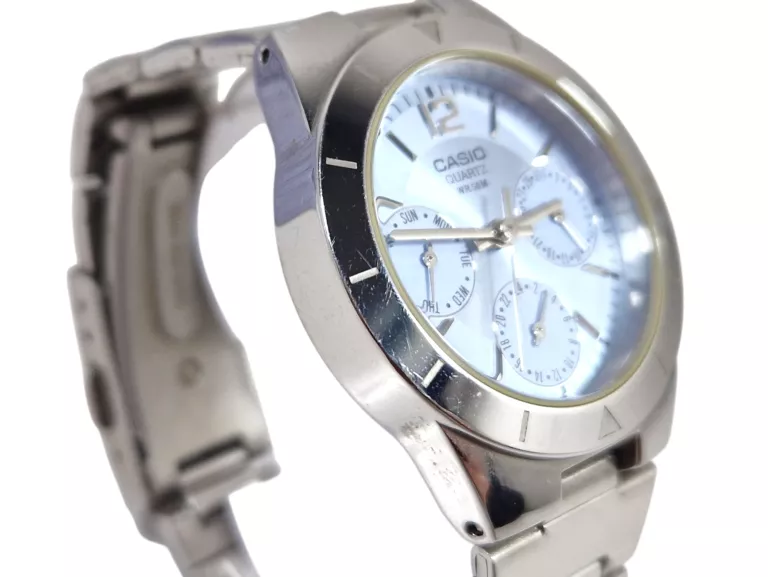 ZEGAREK DAMSKI CASIO CLASSIC LTP-2069D-2AV
