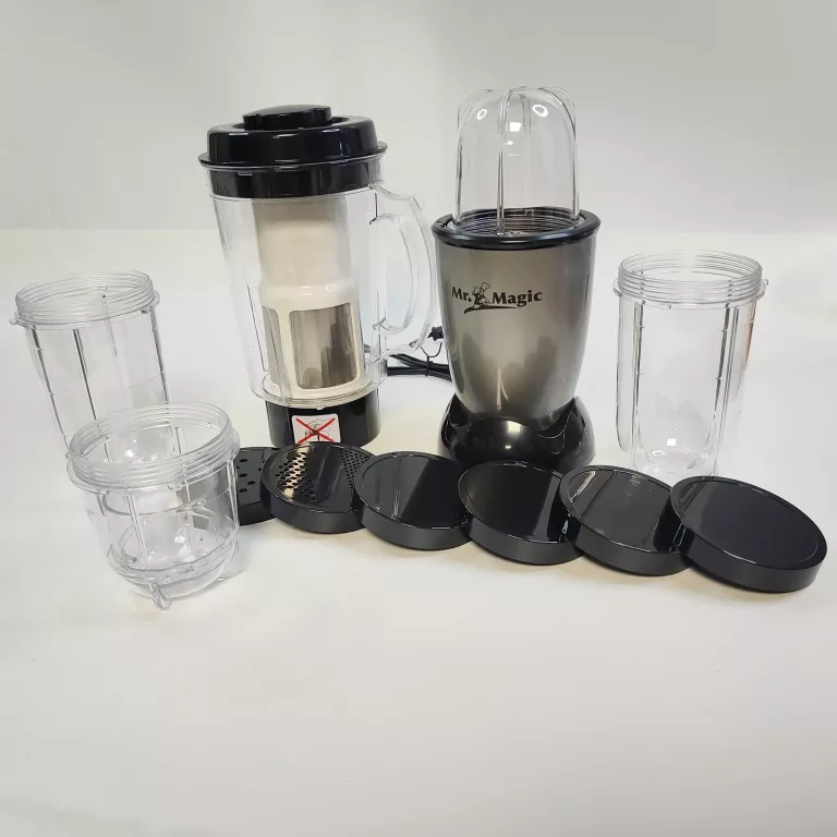 ROBOT WIELOFUNKCYJNY DO PRZYRZĄDZANIA SMOOTHIES GOURMETMAXX MR MAGIC