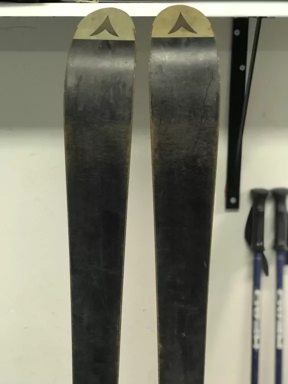 NARTY DYNASTAR 162 CM + 2 KIJE NARCIARSKIE HEAD