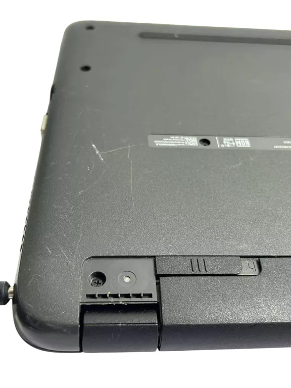 LAPTOP HP TPN-C126 / AMD A6-6310 / 8GB RAM /500GB