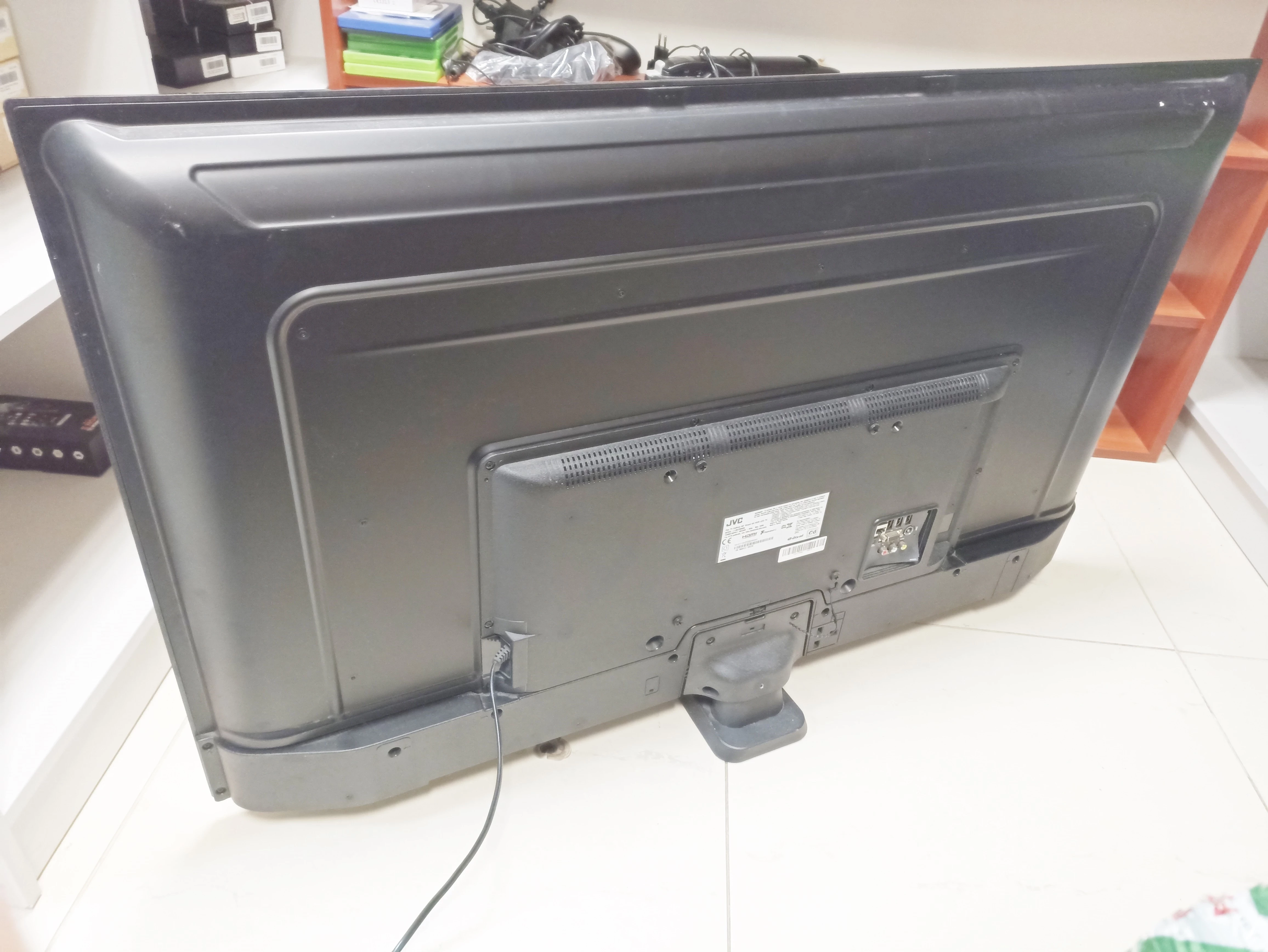 telewizor-jvc-lt-50cf890-50-cali-4k-ean-gtin-4975769016356