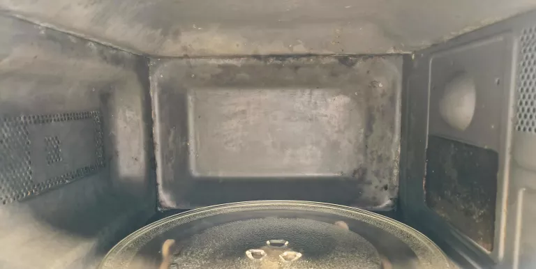 KUCHENKA MIKROFALOWA SHARPP