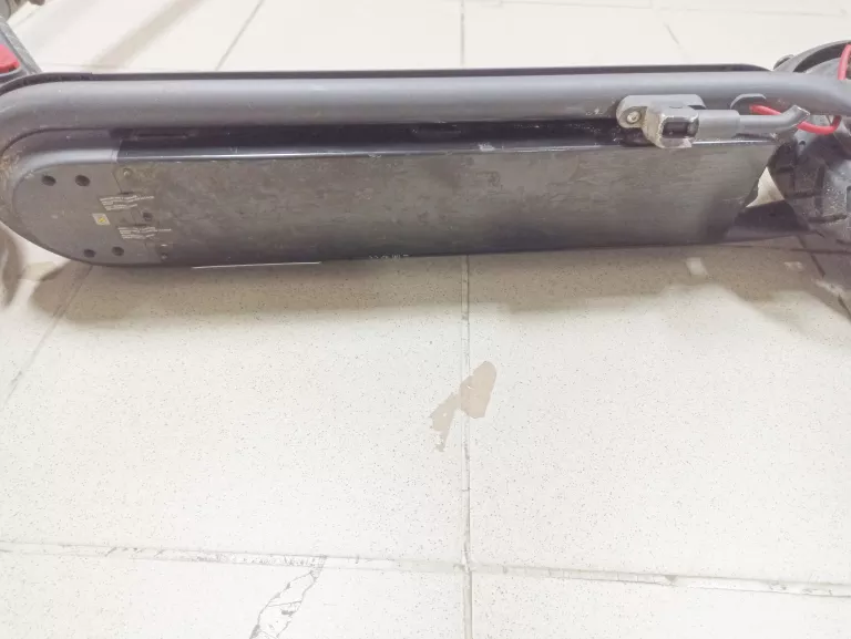 HULAJNOGA XIAOMI SCOOTER 4