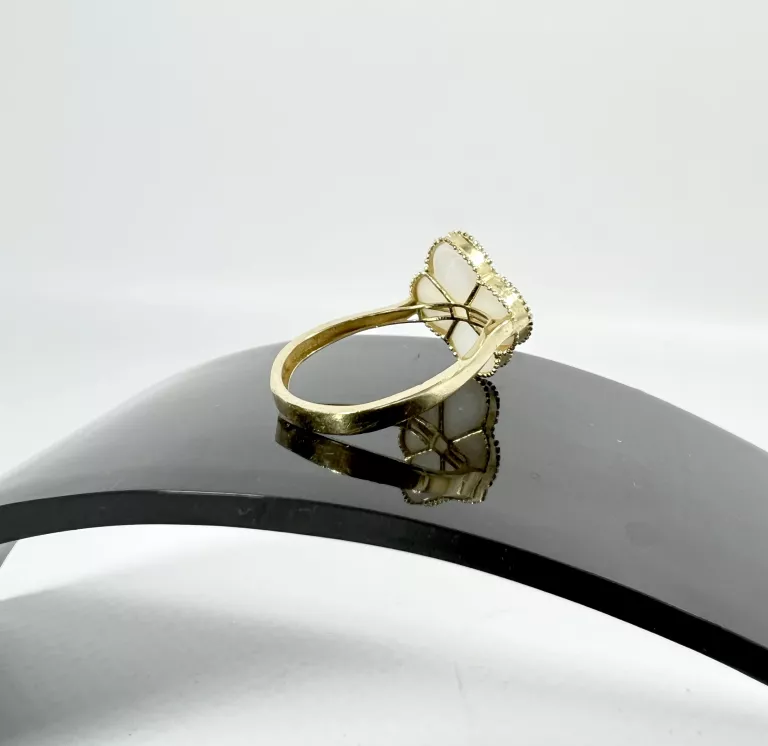 ZŁOTY PIERŚCIONEK KONICZYNKA Z MASĄ PERŁOWĄ R15 2,81G 585