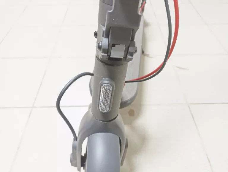 HULAJNOGA XIAOMI SCOOTER 4