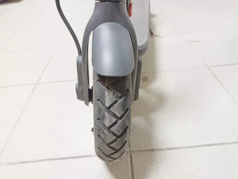 HULAJNOGA XIAOMI SCOOTER 4