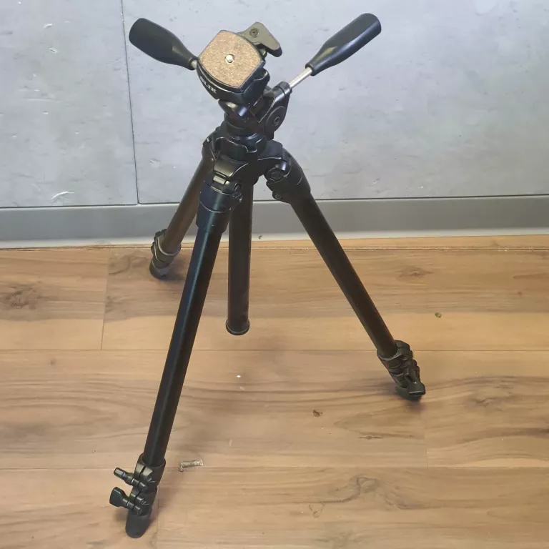STATYW TRIPOD SLIK ABLE 300 DX