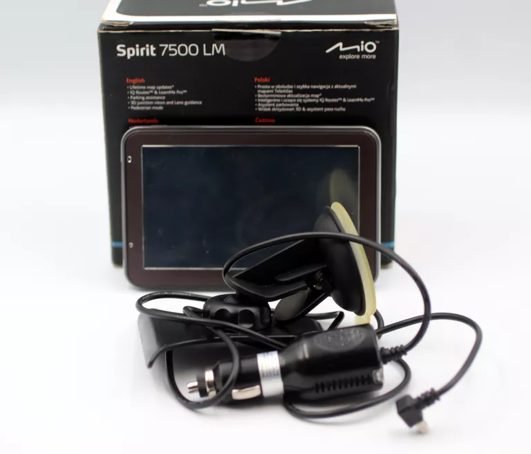 NAWIGACJA SAMOCHODOWA MIO SPIRIT 7500 LM + ŁADOWARKA SAMOCHODOWA