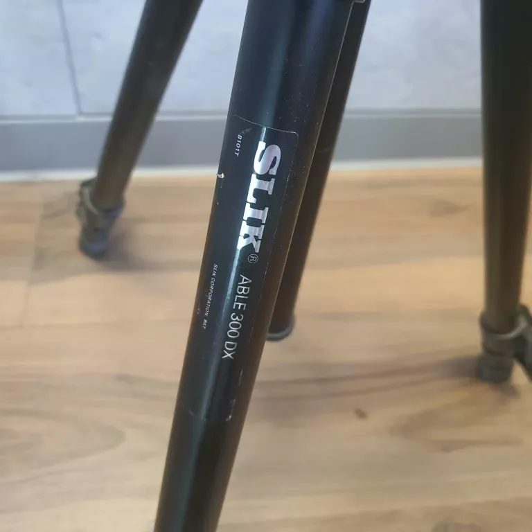 STATYW TRIPOD SLIK ABLE 300 DX