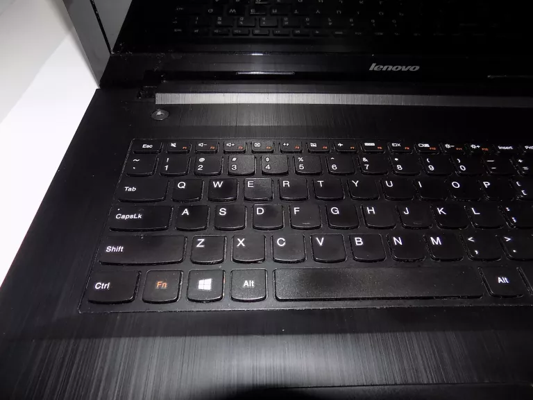 LAPTOP LENOVO G70-80 INTEL I5-4210U/8GB/256GB SSD/W10