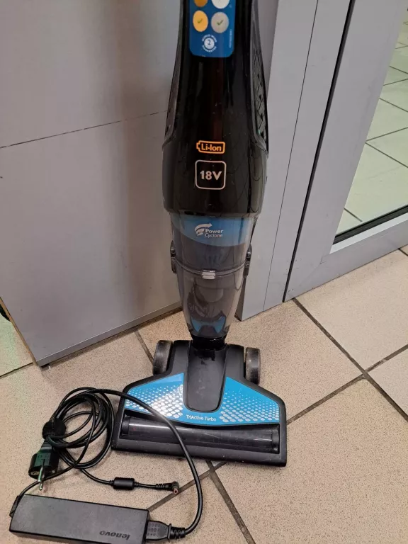 ODKURZACZ PHILIPS POWER PRO AQUA PIONOWY