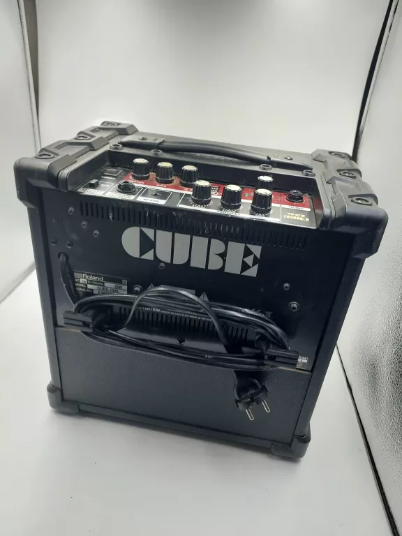 PIECYK GITAROWY ROLAND CUBE 15XL