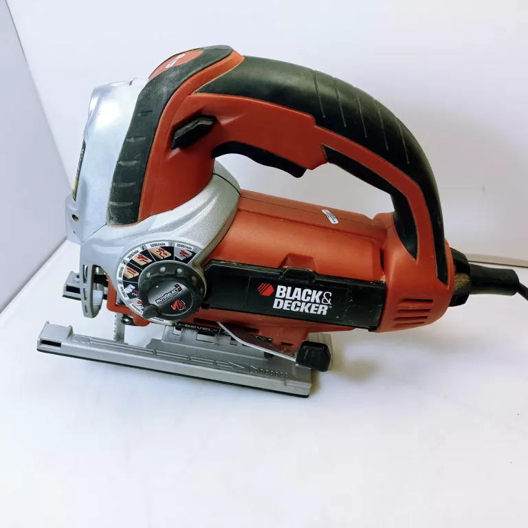 WYRZYNARKA BLACK DECKER KS950SL