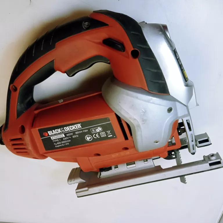 WYRZYNARKA BLACK DECKER KS950SL
