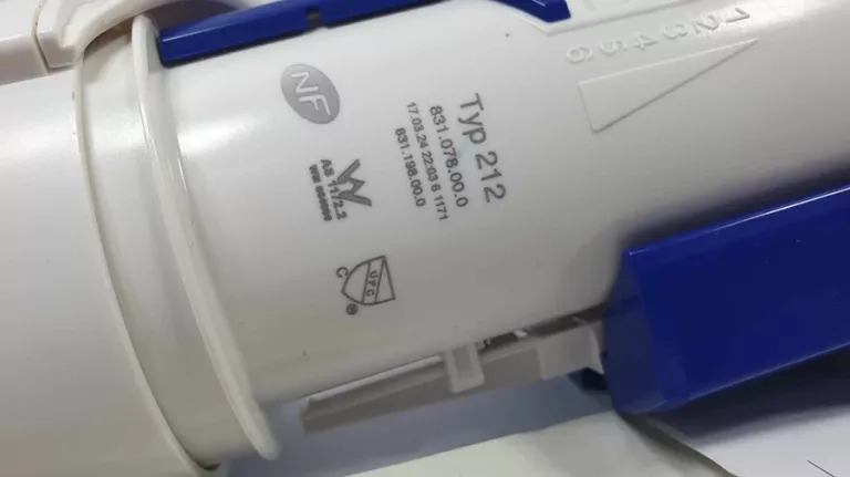 GEBERIT ZAWÓR SPUSTOWY 244.820.00.1