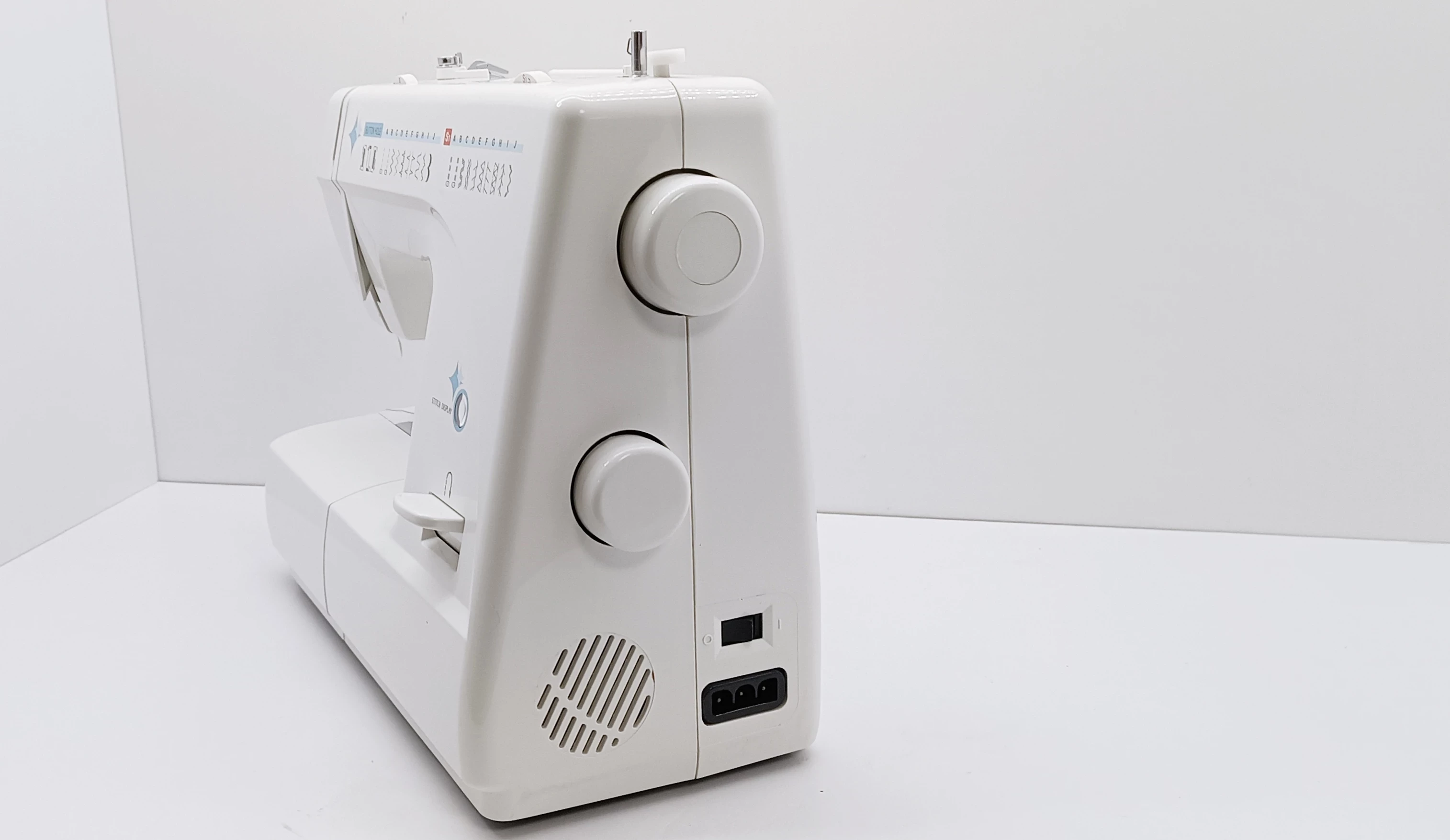 maszyna-do-szycia-tesco-ej09-z-uszkodzeniem-model-ej09