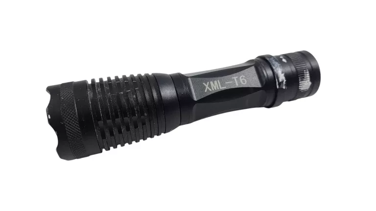 LATARKA ULTRAFIRE XML-T6 + 2 AKUMULATORY