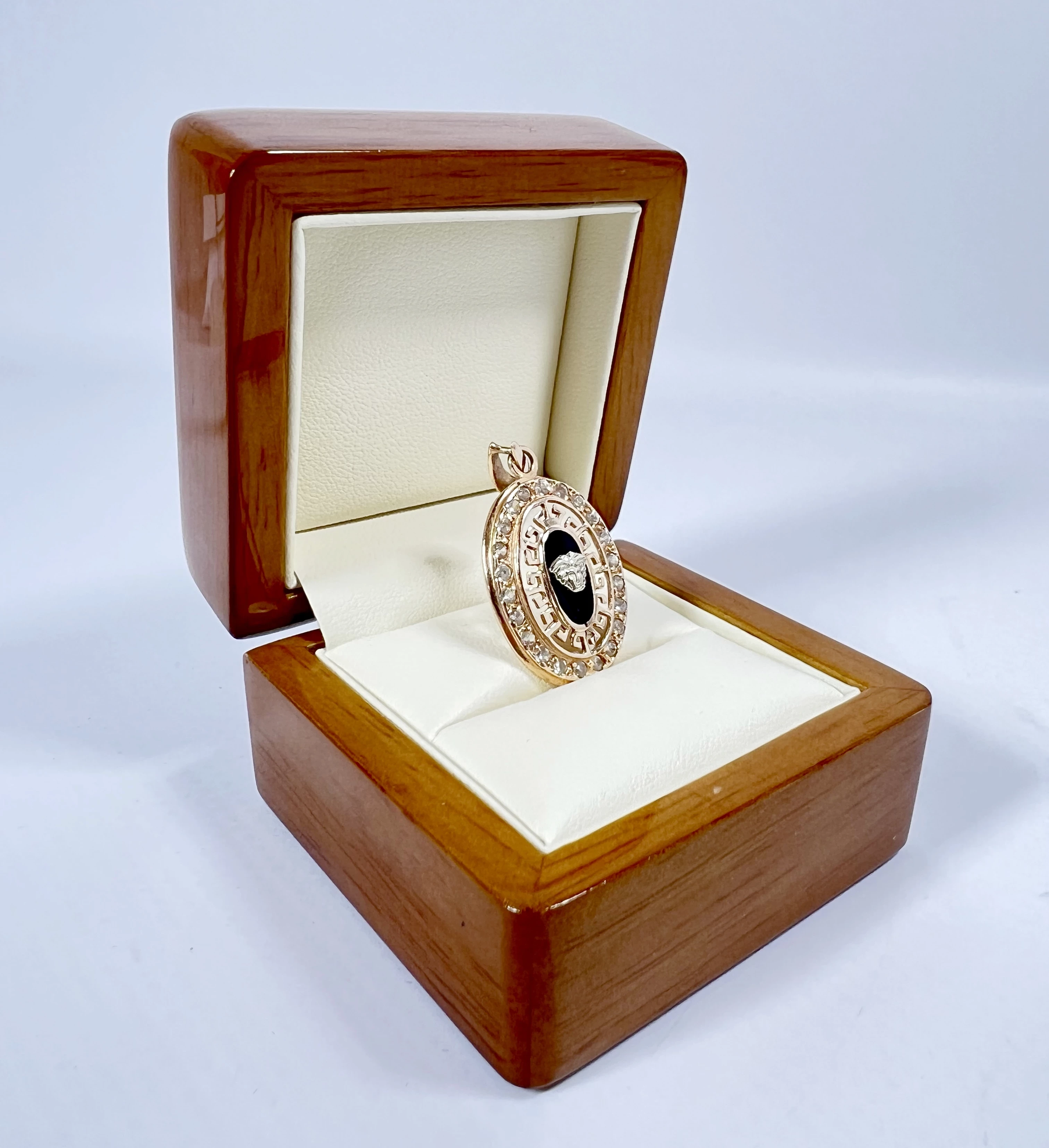 zlota-zawieszka-z-cyrkoniami-373g-585-stan-11323-2