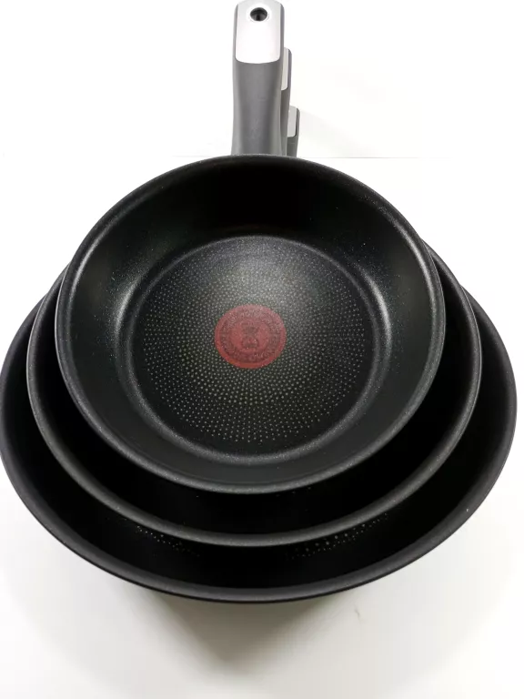 ZESTAW 3 PATELNI TEFAL UNLIMITED 20 24 28 CM ALL HOBS + INDUCTION