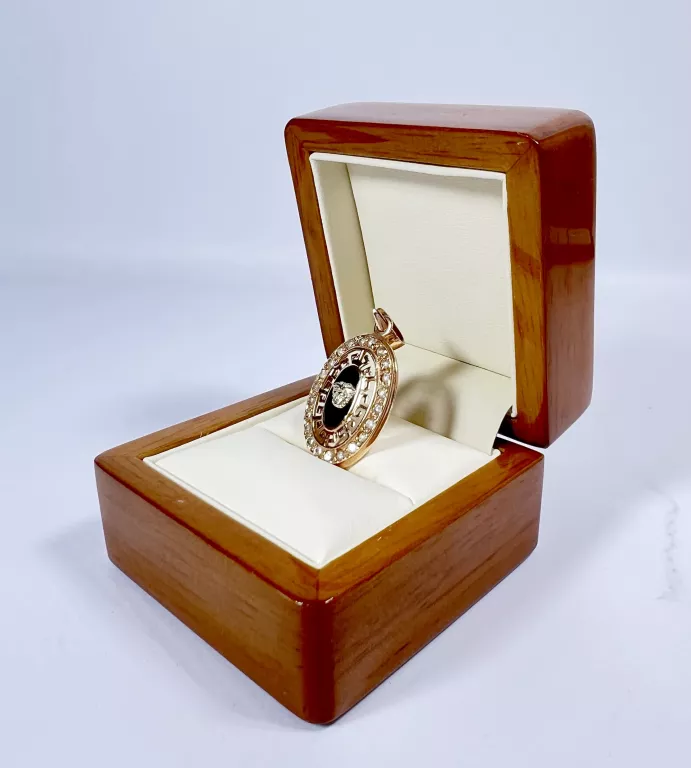 zlota-zawieszka-z-cyrkoniami-373g-585-material-15835-2