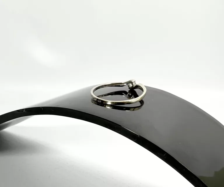 ZŁOTY PIERŚCIONEK Z BRYLANTEM 1,25G R 585