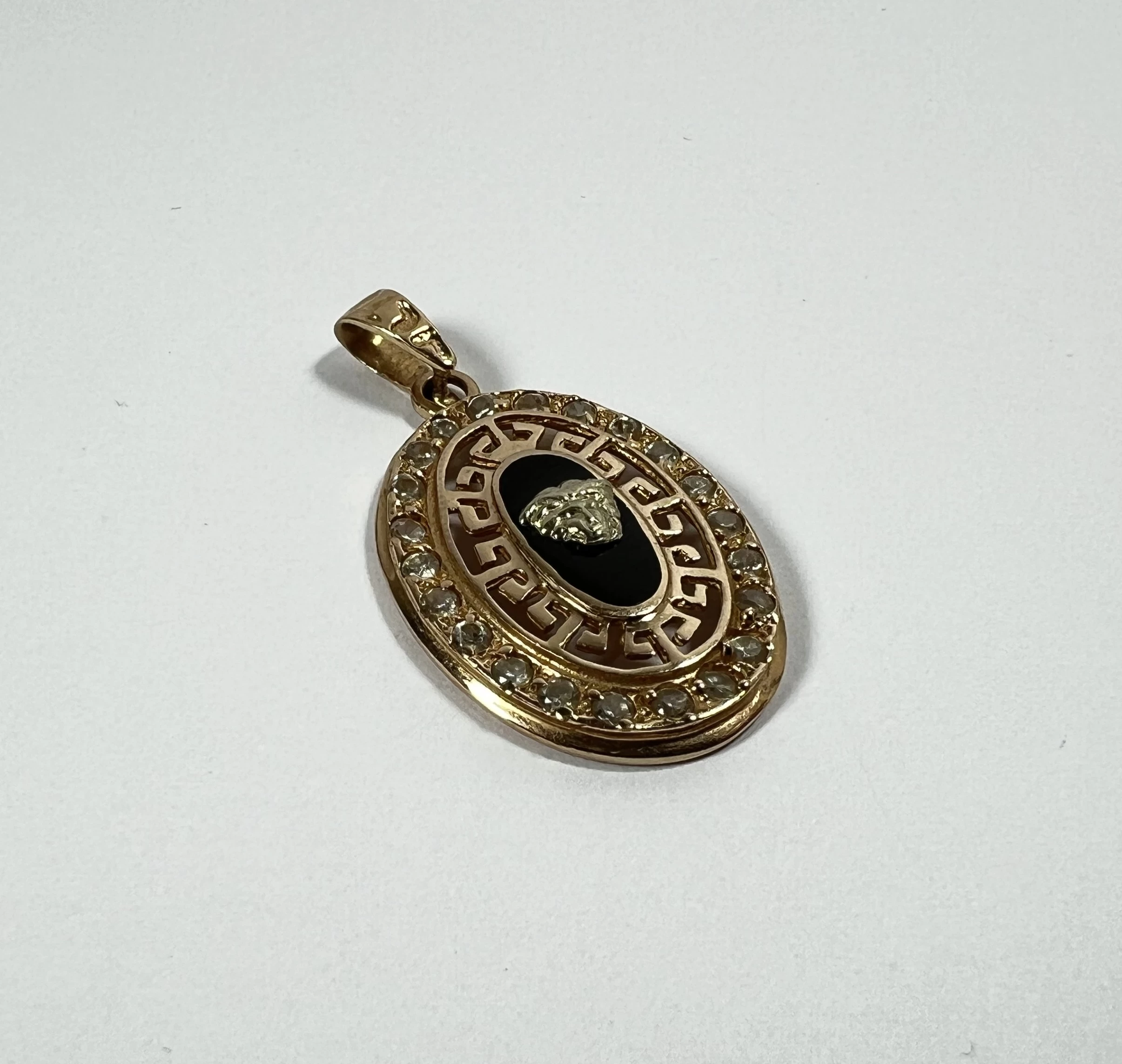 zlota-zawieszka-z-cyrkoniami-373g-585-motyw-129129-8