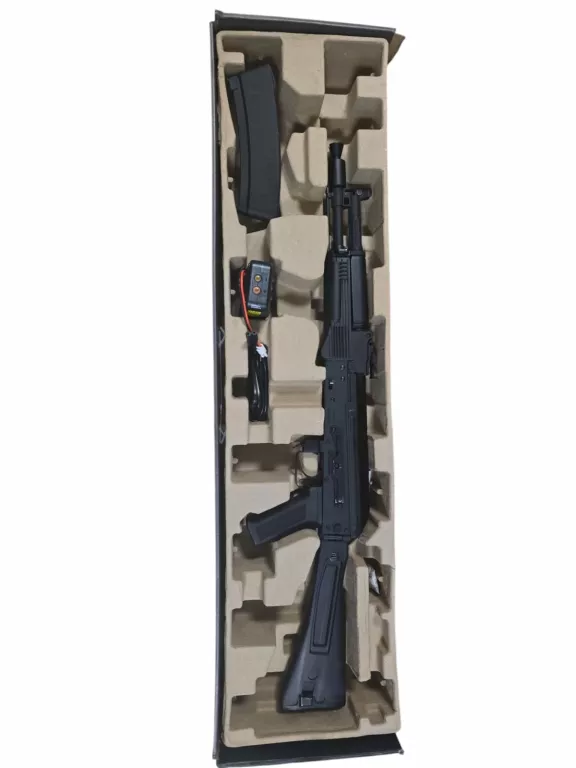 KARABINEK SZTURMOWY AEG SPECNA ARMS SA-J73 CORE