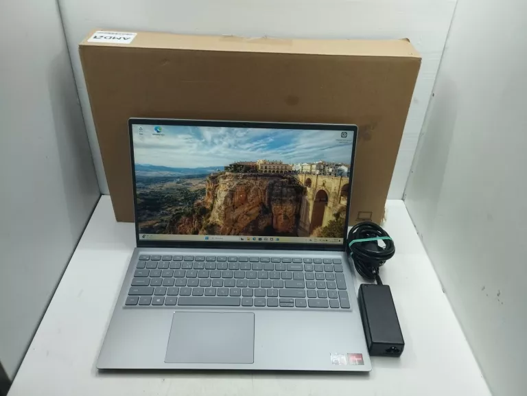 LAPTOP DELL INSPIRON G15 55-15-0763 16/512 GB (AMD RYZEN 5, AMD RADEON)