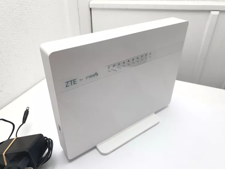 ROUTER PRZEWODOWY INEA ZXHN H3640 ZASILACZ KABEL LAN
