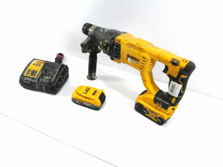 MŁOTOWIERTARKA DEWALT DCH133 + ŁAD + AKU 5AH + AKU 1,7AH