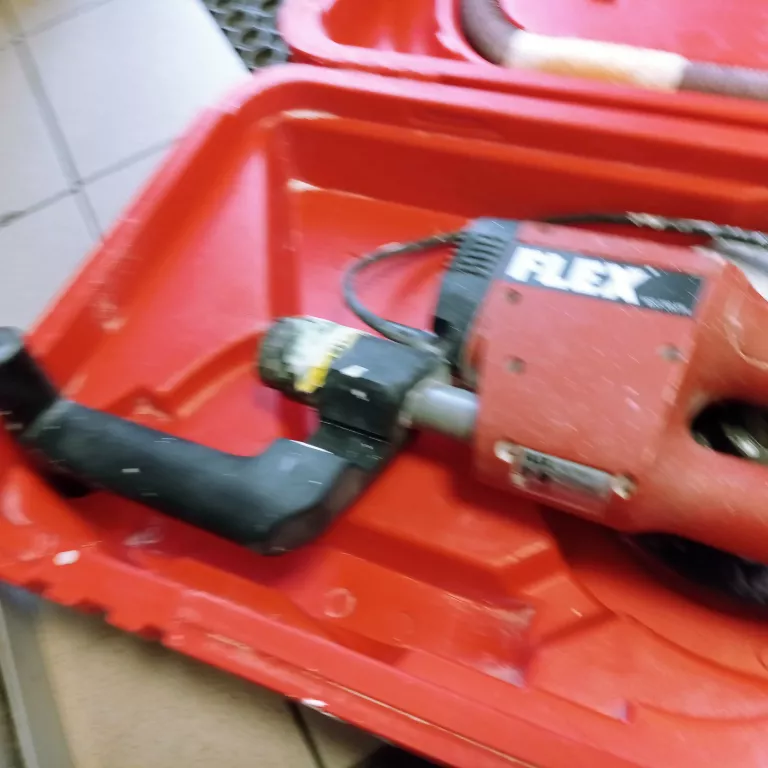SZLIFIERKA DO ŚCIAN I SUFITÓW 710W FLEX WST 700 VV PLUS