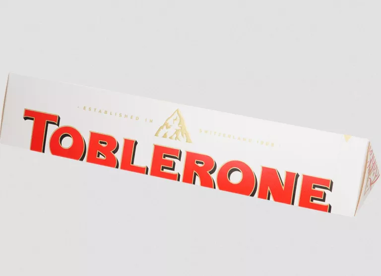 smakowita-biala-czekolada-toblerone-360g-z-nugatem-miodowo-migdalowym-cudo-hallera-53-wroclaw