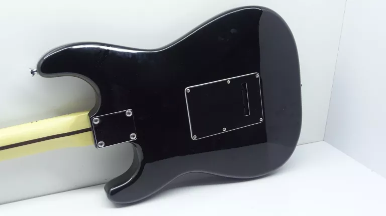 gitara-elektryczna-vintage-reissued-v6hmbb-ean-gtin-5051548032881