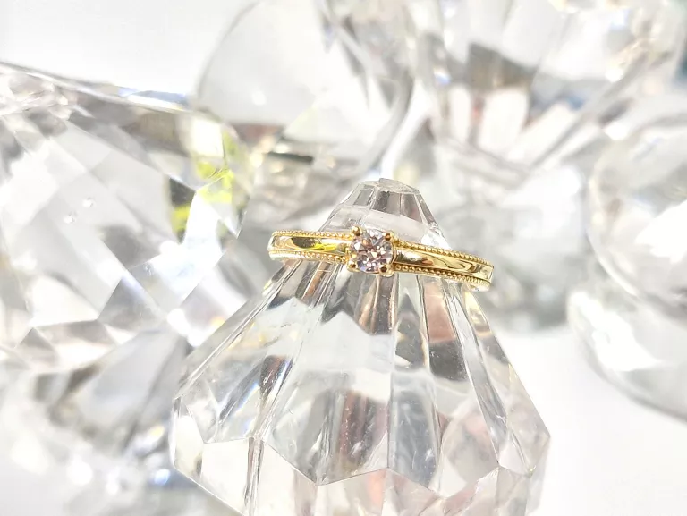 piekny-pierscionek-z-kamieniem-585p-11r-181g-kolor-249512-1647429