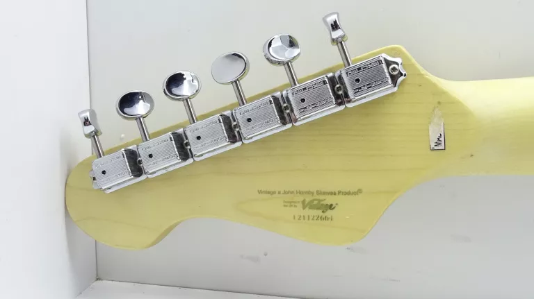GITARA ELEKTRYCZNA VINTAGE REISSUED V6HMBB