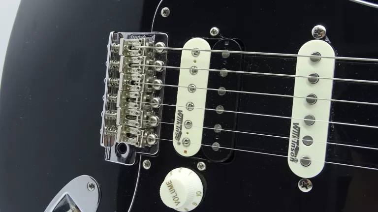 GITARA ELEKTRYCZNA VINTAGE REISSUED V6HMBB