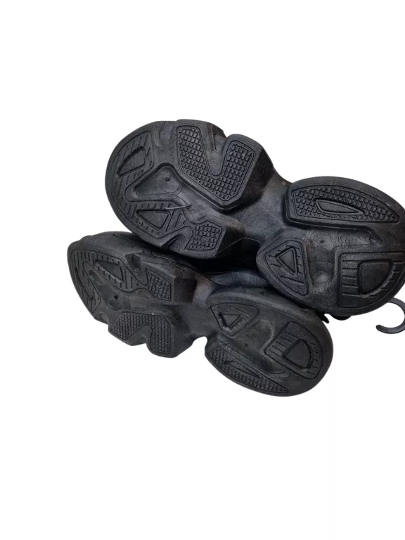 buty-sinsay-czarne-40-ean-gtin-5906025416961