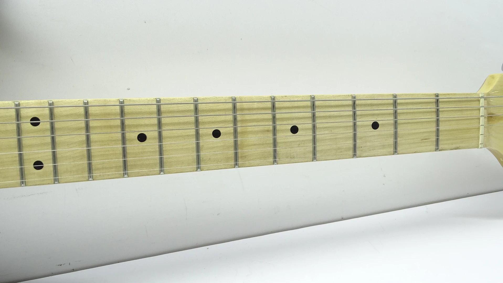 gitara-elektryczna-vintage-reissued-v6hmbb-rodzaj-9180-4