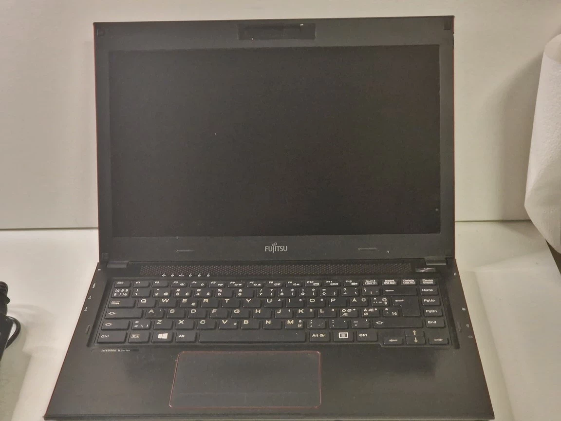 laptop-fujitsu-lifebook-u-series-u554-zasilacz-sliczna-54-sj-wroclaw