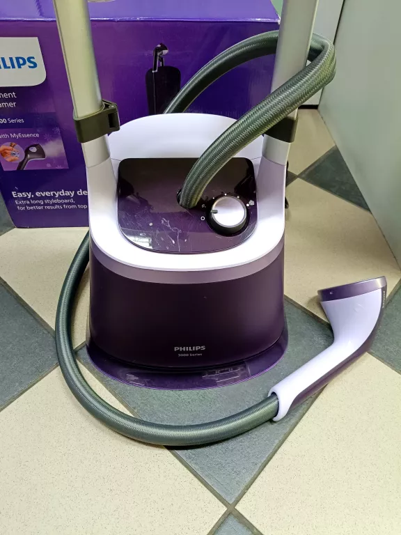 PAROWNICA STREAMER STOJĄCA Z DESKĄ PHILIPS STE3180/30 2000 W