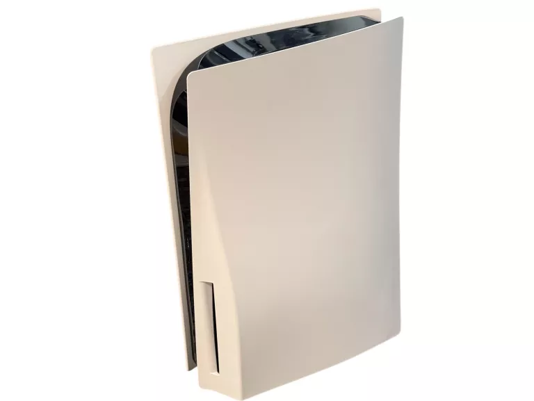 KONSOLA PLAYSTATION 5 Z NAPĘDEM I 2 PADAMI