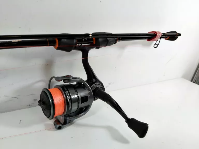 WĘDKA BIXLITE MEDIUM LIGHT JIG 210 15G + KOŁ SAVAGE GEAR SG4 3000