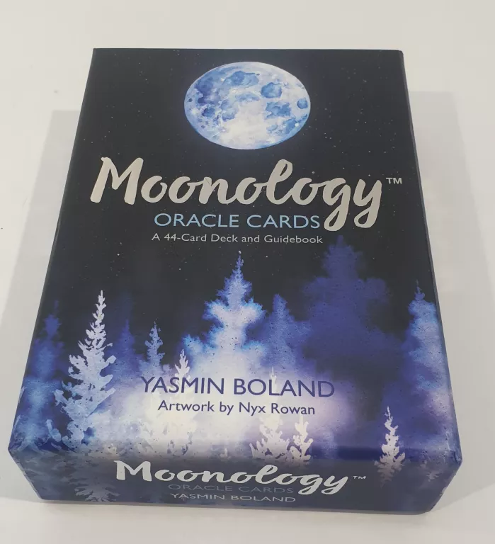 MOONOLOGY ORACLE CARDS YASMIN BOLAND
