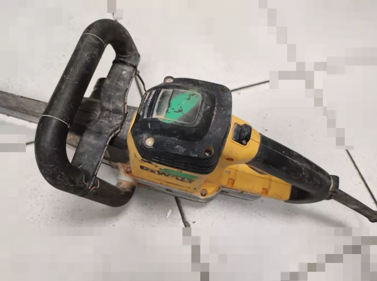 PIŁA SZABLASTA DO PUSTAKÓW ALIGATOR DEWALT DWE 398