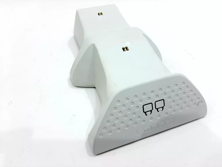 stacja-dokujaca-venom-vs2871-do-xbox-stan-11323-2