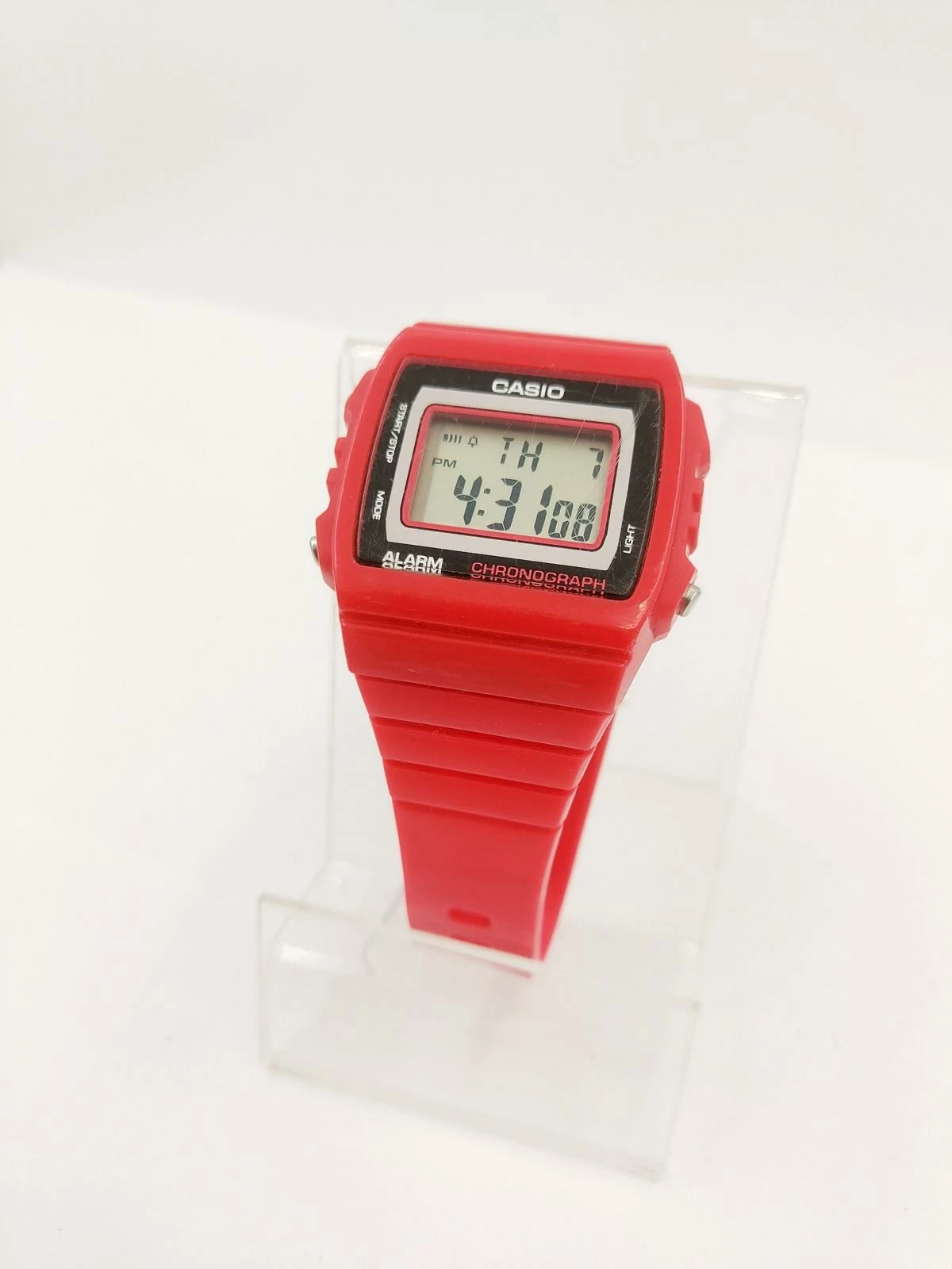 zegarek-casio-w-215h-srodmiejska-22a-jarocin-poludnie